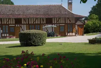 Image de Les Rosiers - Onjon - Gîte