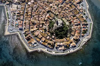 Image de Appartement avec piscine à deux pas du Port 4mps380