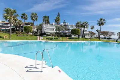 Image de Lunamar - Spectacular duplex with access to the beach, shared pool and free Wifi.