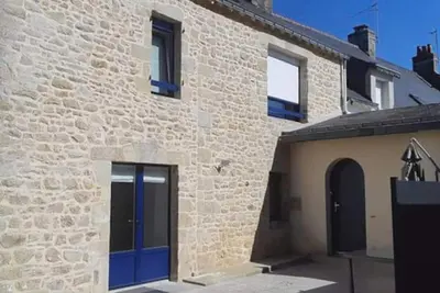 Image de Maison rénovée récemment à 5 minutes de la plage