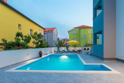 Image de Apartments for 8 with pool