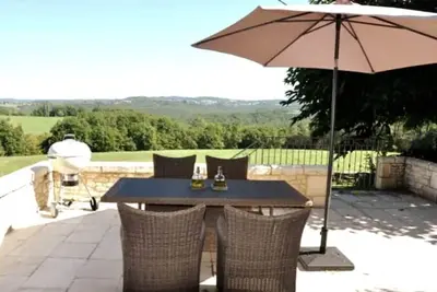 Image de Domaine des Grands Bois, La Tour du Fauconnier★★★★ 2 chambres climatisées 4 pers