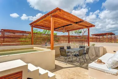 Image de Private Villa Rooftop & Pool Lounge | 2 Cenotes Onsite