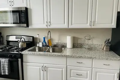 Image de Commuter's Dream #1 | 2br 1ba Condo | 8 min to Sf