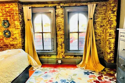 Image de Walk to Acrisure in 10 Mins! Free Private Park ~ Book Now for Nfl Draft ★★★★★