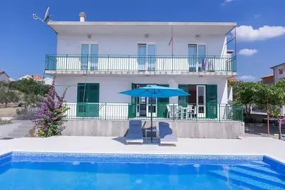 Image de Nouveau! Appartement avec piscine à Vodice