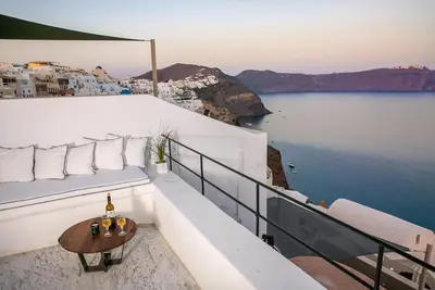 Image de Delightful Oia Suite | Superior Suite with Indoor Hammam | 1 Bedroom | Panoramic Sea Views
