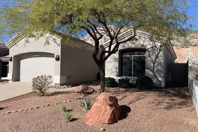 Image de Fully Furnished  House in Beautiful Gated Community at Red Mountain Ranch