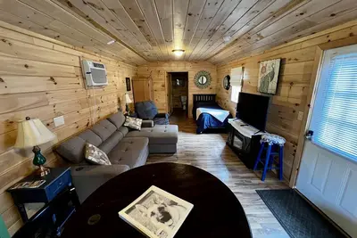 Image de Cozy cottage near Music City Usa, sleeps 3\n