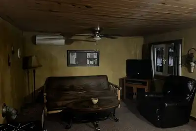 Image de Loons Lodge Cabin at Castles Resort is right on the Mille Lacs Lake!