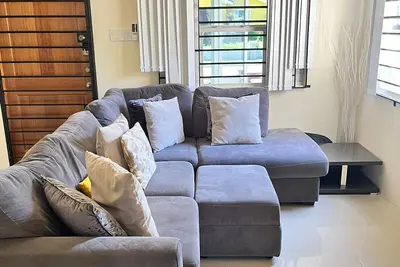 Image de Home Away From Home, Tranquility @ Draxhall Manor