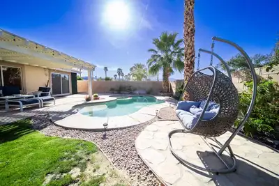 Image de Welcome to a beautiful luxury Dream Vacation home in Indio!