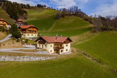Image de Magnifique chalet très spacieux avec wellness