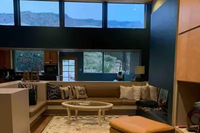 Image de Views! Safe neighborhood, 3b\/2. 5ba, pet friendly, koi pond