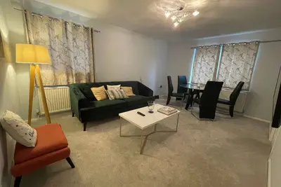 Image de Modern two-bedroom apartment for Wimbledon Tennis