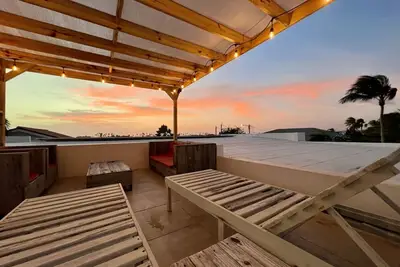 Image de Zentasy - Sea & Sunset View Villa 4 car min to High Rise