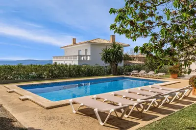 Image de Villa 'Sa Torre' avec vue sur les montagnes, piscine privée et Wi-Fi