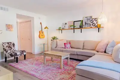 Image de The Dolly- 1/2 mi from Covington Square