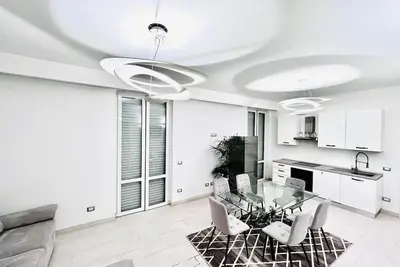 Panoramic penthouse in the center of Rome