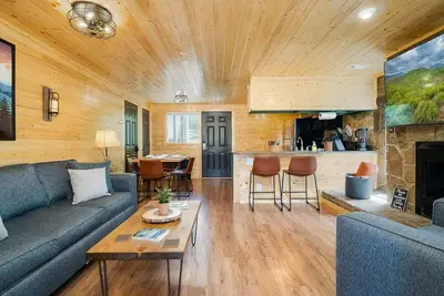 Image de Mountain Views at Dolly's Castle Unit 5