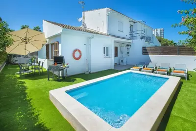 Image de Villa Pascual Riera by Villa Plus