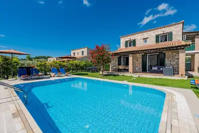 Image de Villa Rizolia Enea by Villa Plus