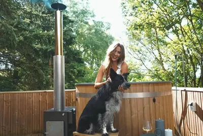 Image de Vacation home with hot tub, sauna, terrace, fireplace