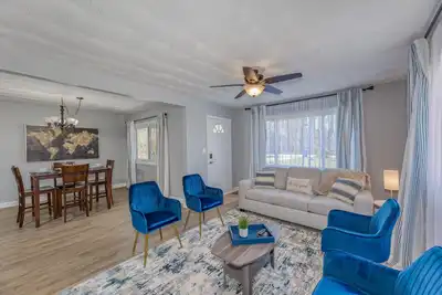 Image de Stylishly Renovated 3br Conveniently Located - Butler, Marion, Bripp & Downtown