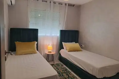 Image de 2 bedroom apartment Bright and tastefully furnished