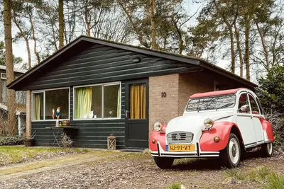 Superbe caravane (sta) à Rheezerveen