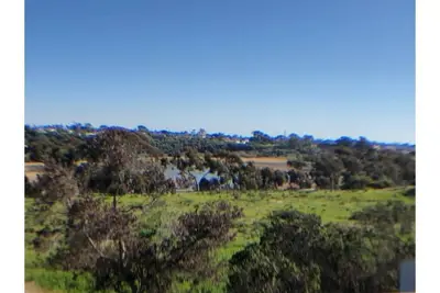 Image de Vintage granny flat 1 mile to beautiful beach