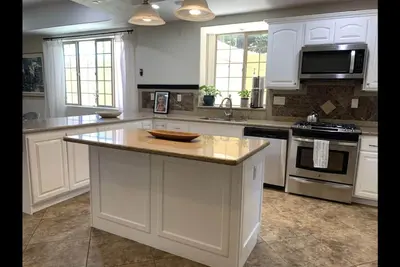 Image de Lux Topanga Compound w/ Sweeping Views