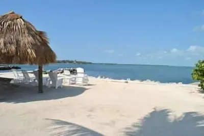 Image de Top Floor, Bay View, Dockage, Vacation Today!