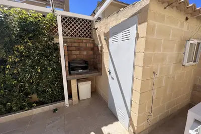 Image de Central and quiet 3-bedroom duplex with large sunny terrace