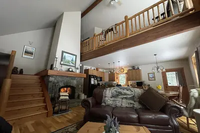 Glacier Bliss Retreat-Relax and Refresh