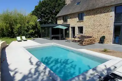Image de Maison avec piscine, Spa, Sauna