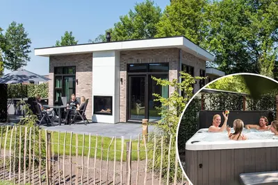 Image de ✓ Belvedere at Résidence de Leuvert ✓ Holiday home for six persons ✓ Situated close to 's Hertogenbosch (North Brabant) ✓ Near De IJzeren Man ✓ Book directly at the park