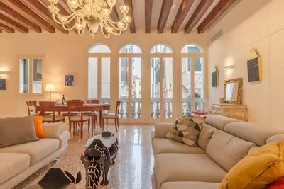 Image de Gallery House @Venice