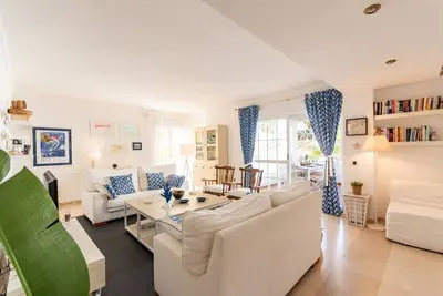 Image de Appartement, première ligne de plage, à Las Arenas, Bahía de Marbella