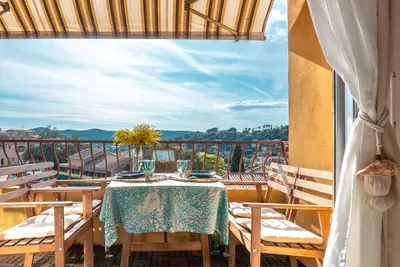 Image de Cosy Duplex, 2 bedrooms, 2nd & last floor, Great view, 10' by foot from village