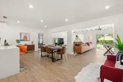 Image de Heated Pool! Spa! Firepit! Bnr Vacation Rentals