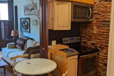 Image de Restored building Downtown Utica 2