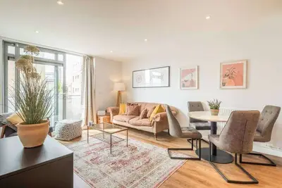 Image de Lovely 1 bed Station flat - Central With Sofa Bed