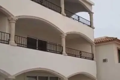 Image de The Wave Condos @ Cerritos Beach, Beachfront with Pool/Spa