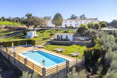 Image de Cubo's Casa Rural Hacienda El Baldio / Dehesa / gîte rural / piscine