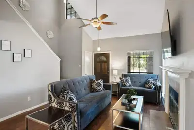 Image de 10Min2RandolphAFB~20Min2FtSH~4b/2. 5b~PetFriendly!