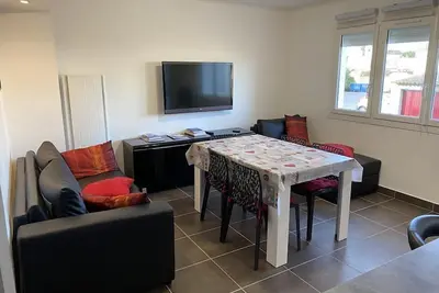 Image de Bel Appartement de Qualité 5 Couchages Boucanet, Parking