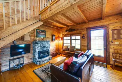 Image de Private Hot Tub: 'Blue Sky Cabin' in Sequim