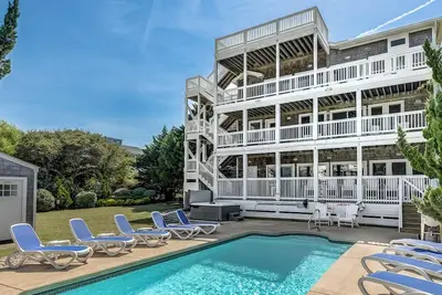 Image de Life's Ruff | 995 ft to the beach | Private Pool, Hot Tub, Dog Friendly