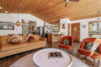 Image de Nightcap Lodge - Hot Tub, Fireplace, Deck, Barbecue
